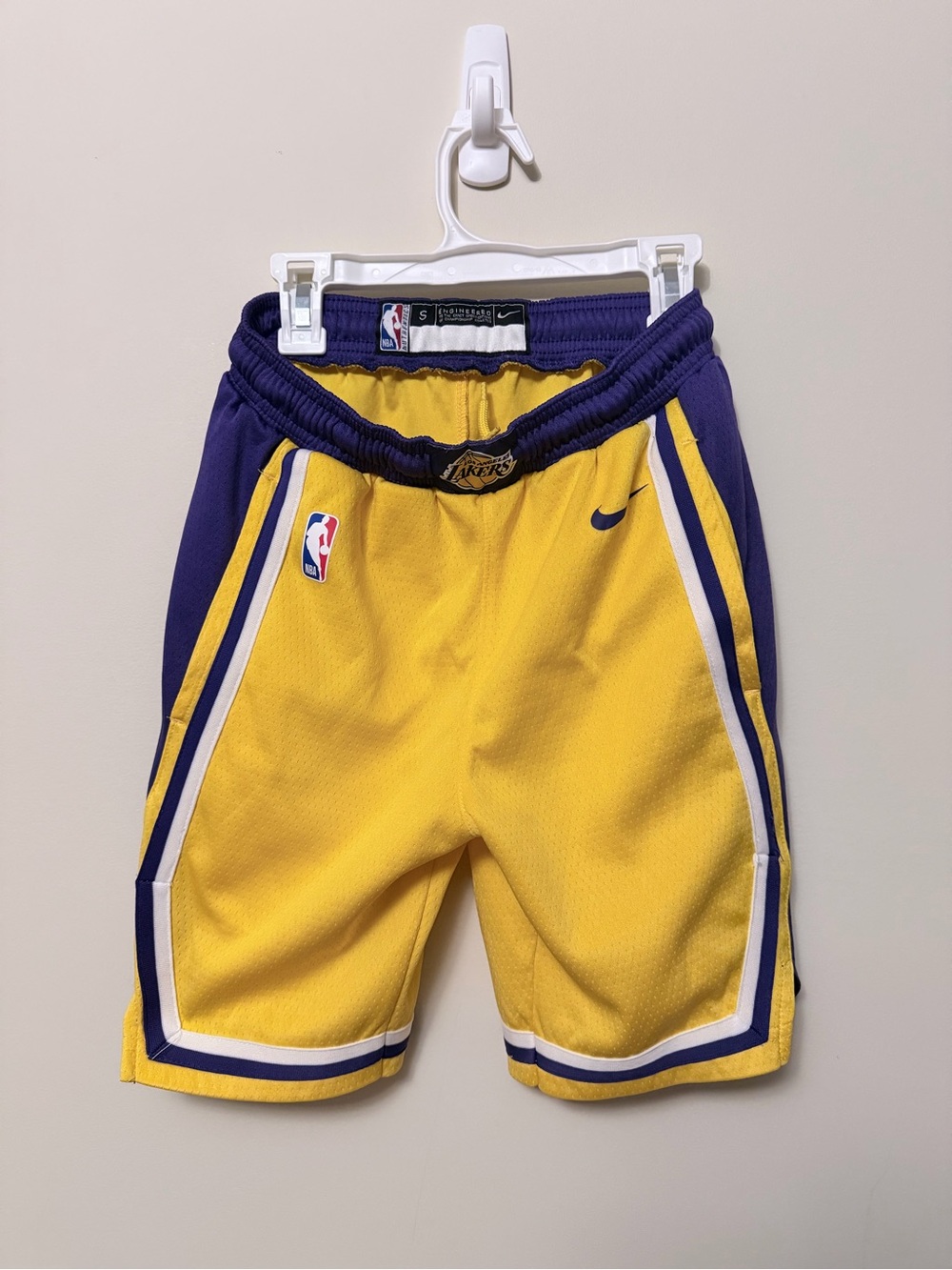Nike Swingman Lakers Yellow & Purple Kids Basketball Shorts
